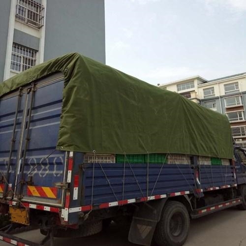 Tarpaulin boleh memainkan peranan aktif dalam mencegah kemalangan jalan raya